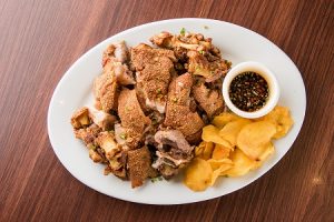 TRES Crispy Pata